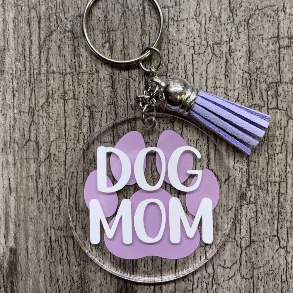 Dog Mom Resin Keychain – Handmade